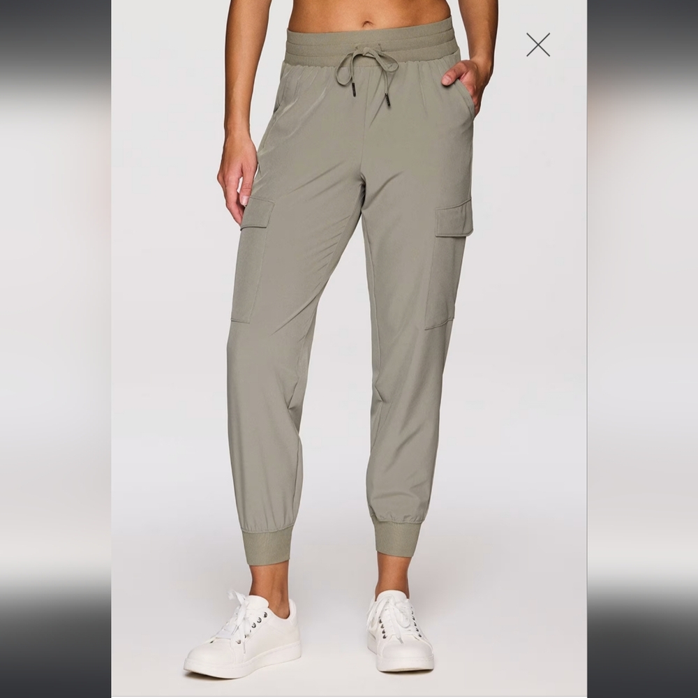 💥2 Cargo Joggers 💥🔥SALE🔥